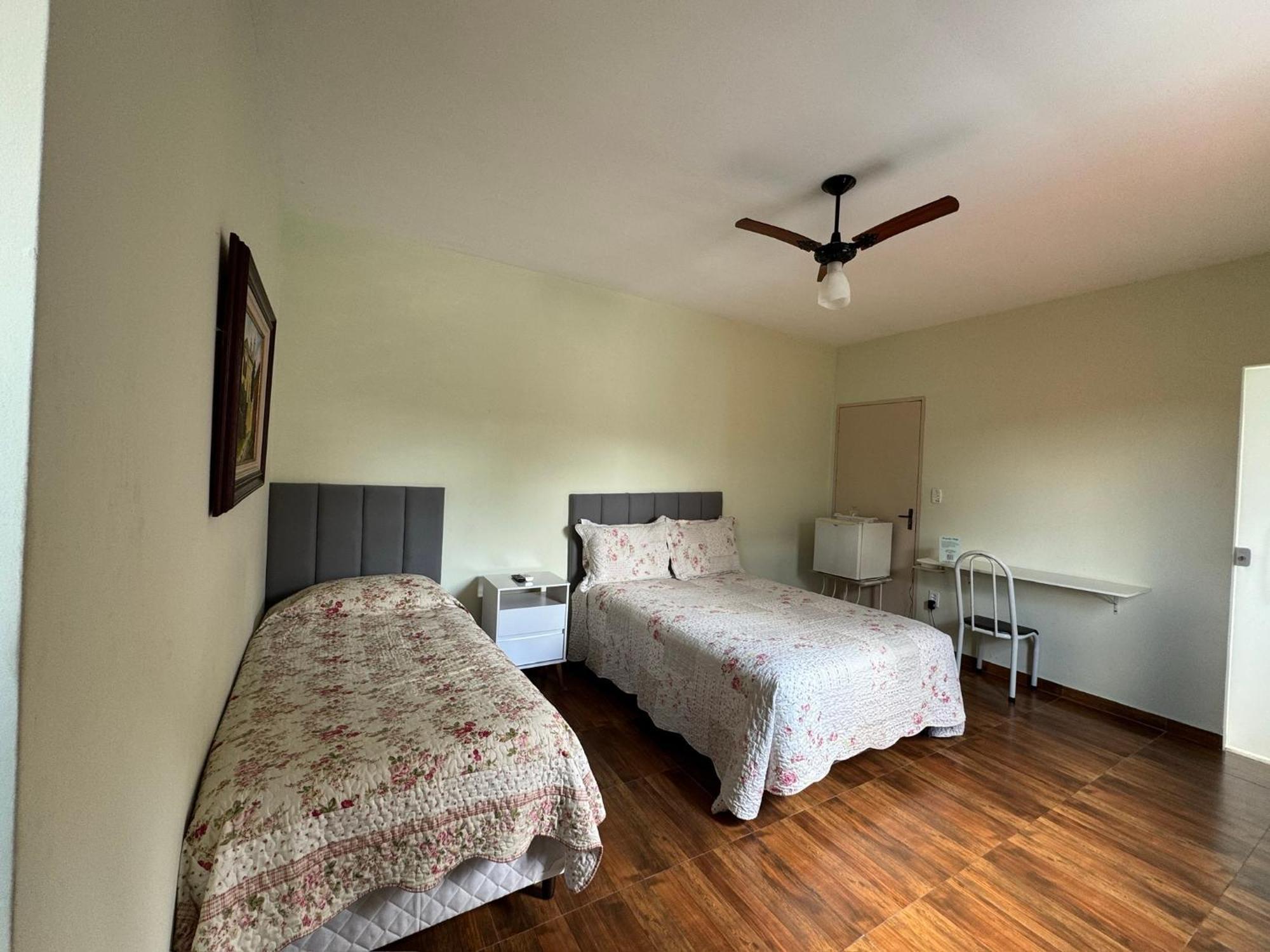 Pousada Familiar Vilage Bed & Breakfast Homestay Volta Redonda Bagian luar foto