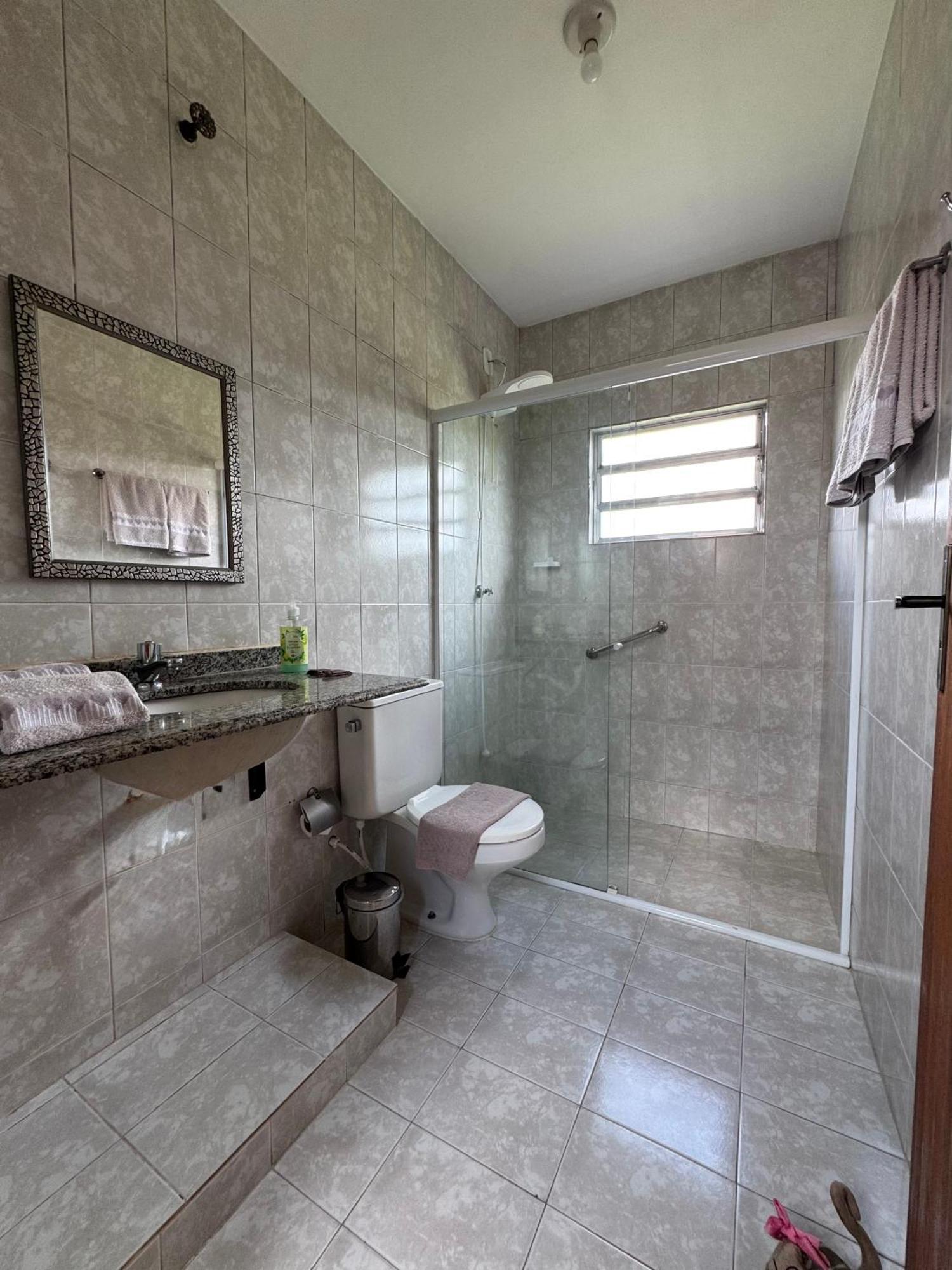 Pousada Familiar Vilage Bed & Breakfast Homestay Volta Redonda Bagian luar foto