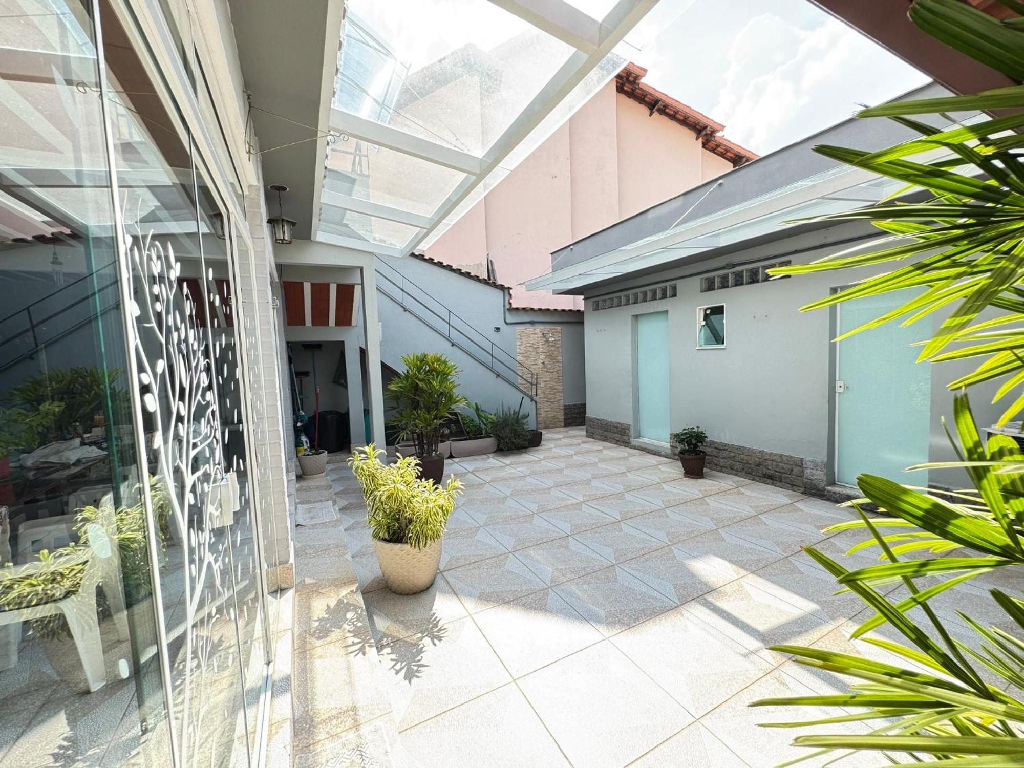 Pousada Familiar Vilage Bed & Breakfast Homestay Volta Redonda Bagian luar foto