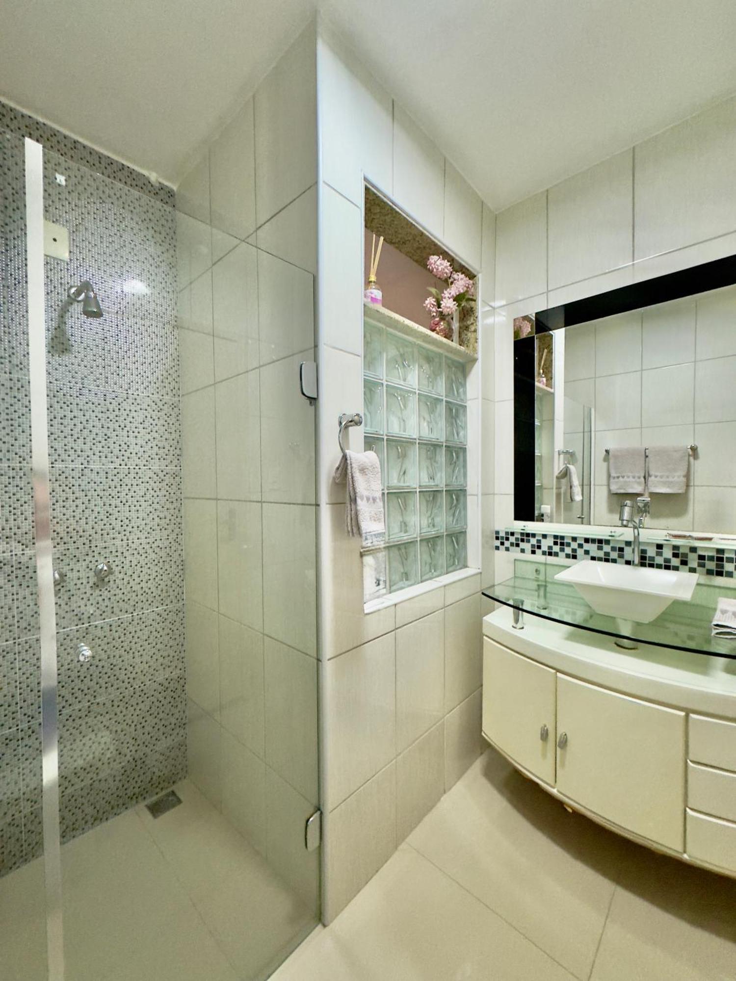 Pousada Familiar Vilage Bed & Breakfast Homestay Volta Redonda Bagian luar foto
